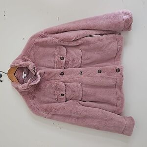 New Women's Faux Fur Bungee Shacket with Chest Pockets from Time and Tru Size L
